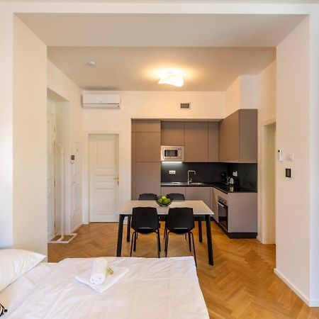פראג Petrin Tower Residence מראה חיצוני תמונה